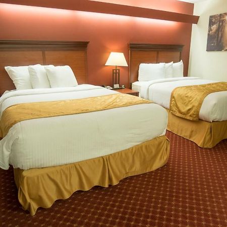Shepherd Mountain Inn & Suites Pilot Knob ภายนอก รูปภาพ