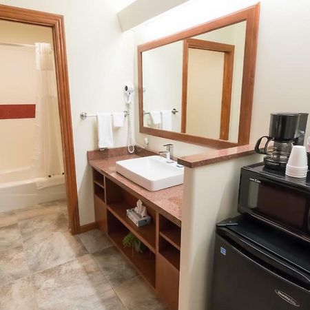 Shepherd Mountain Inn & Suites Pilot Knob ภายนอก รูปภาพ