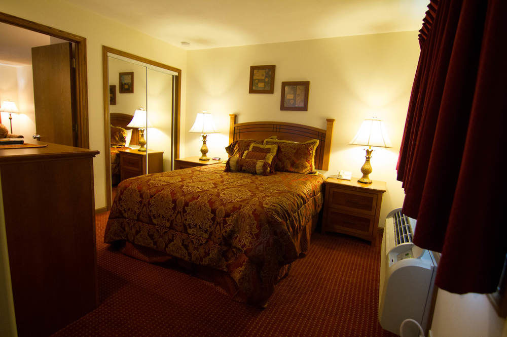 Shepherd Mountain Inn & Suites Pilot Knob ภายนอก รูปภาพ