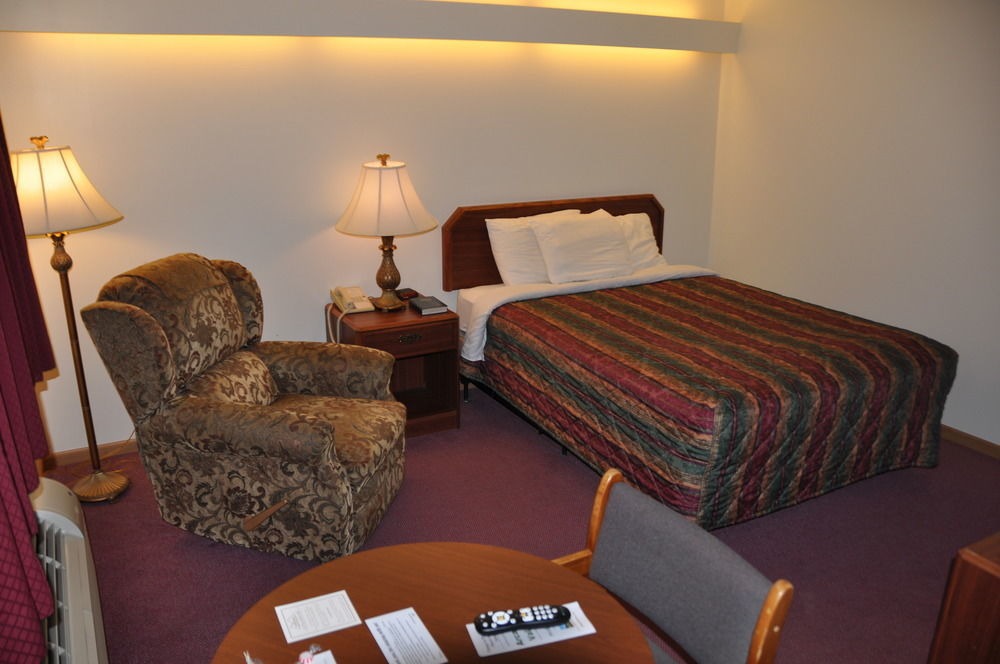 Shepherd Mountain Inn & Suites Pilot Knob ภายนอก รูปภาพ
