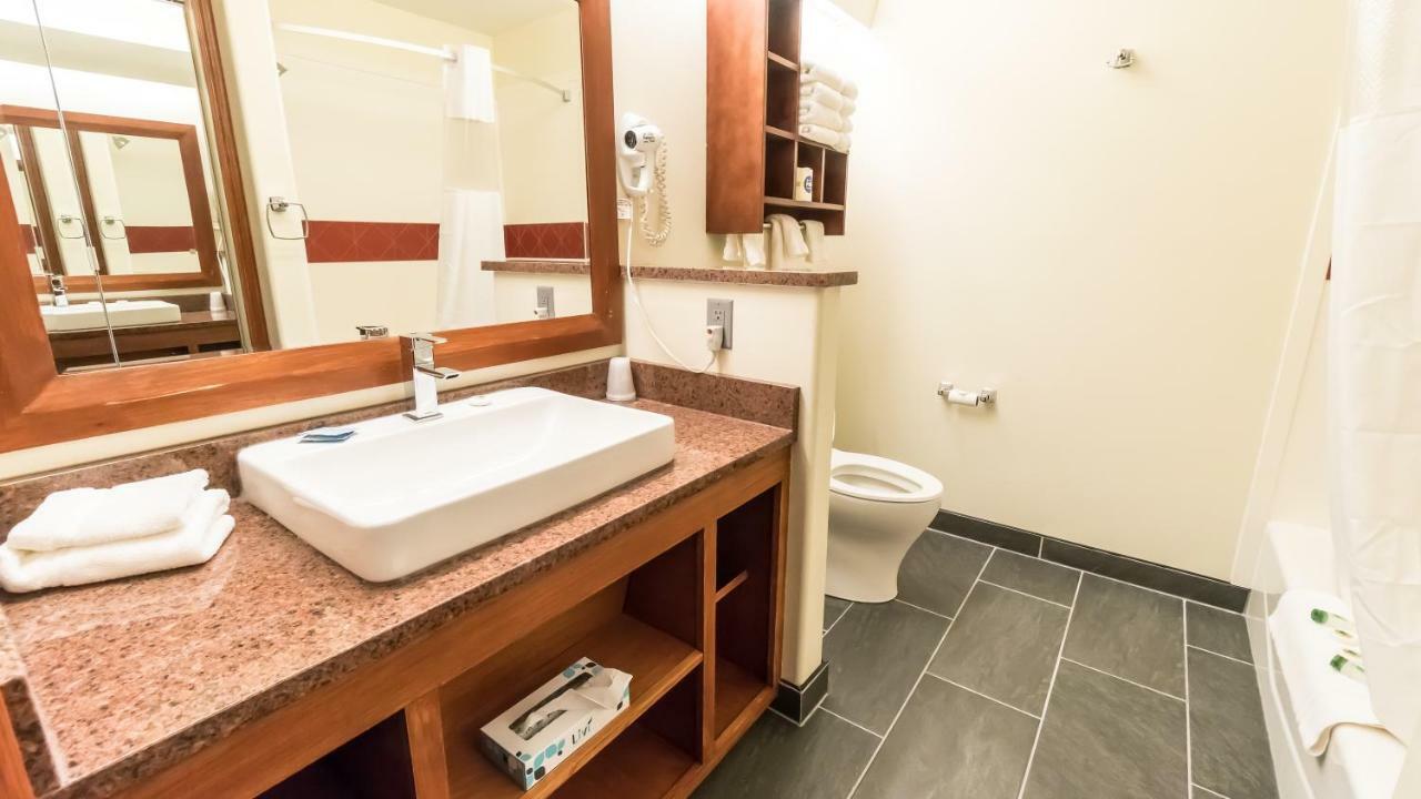 Shepherd Mountain Inn & Suites Pilot Knob ภายนอก รูปภาพ